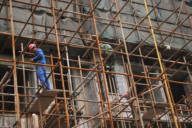 Trabalho em altura e Linha de Vida